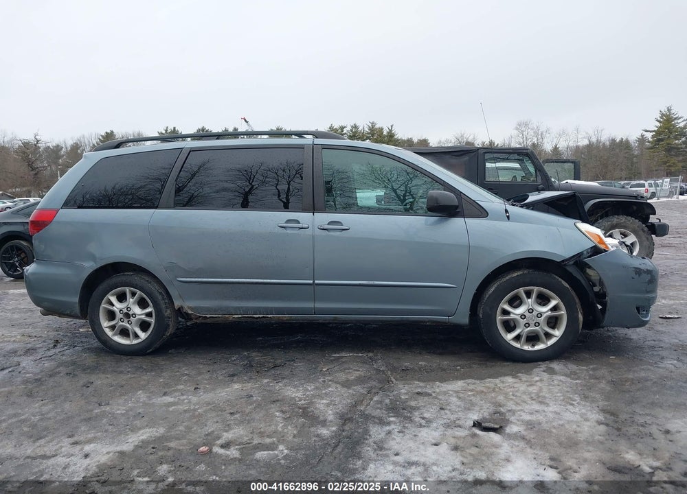 2004 TOYOTA SIENNA VIN: 5TDBA23C64S009828