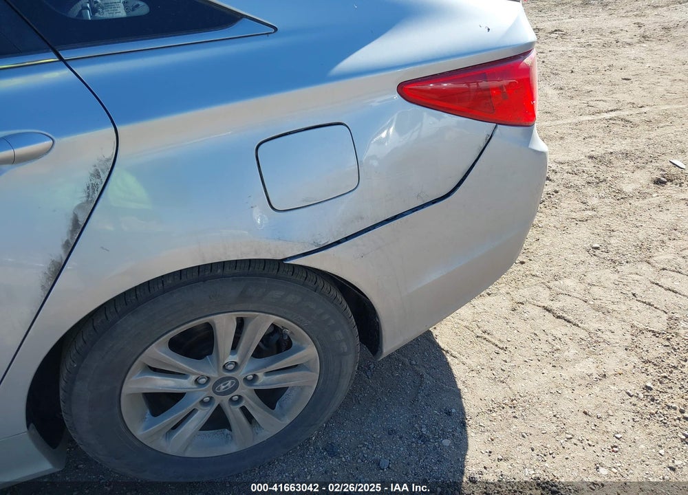 2013 HYUNDAI SONATA VIN: 5NPEB4AC5DH554594