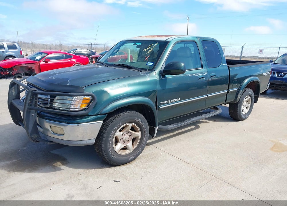 2000 TOYOTA TUNDRA LTD V8 VIN: 5TBBT4812YS102826