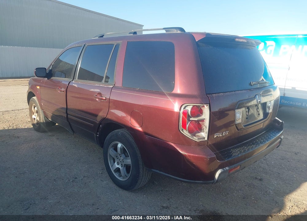 2008 HONDA PILOT VIN: 5FNYF28558B022120