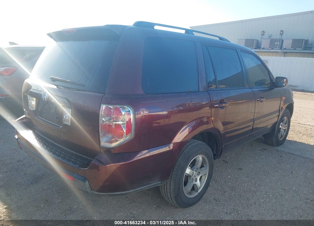 2008 HONDA PILOT VIN: 5FNYF28558B022120