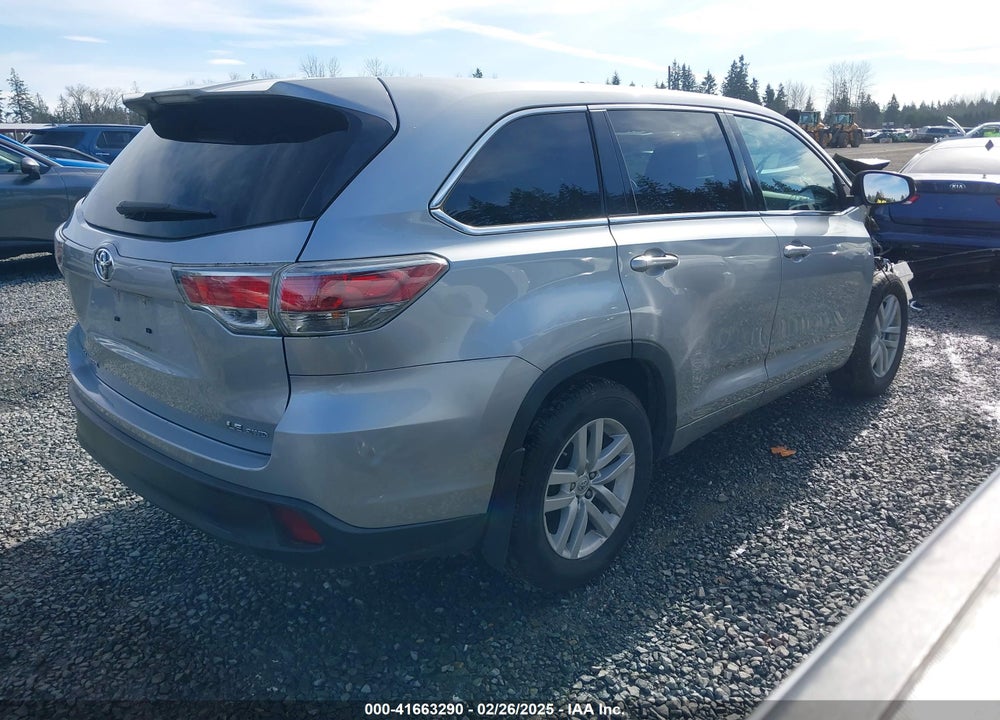 2015 TOYOTA HIGHLANDER VIN: 5TDBKRFH4FS098525