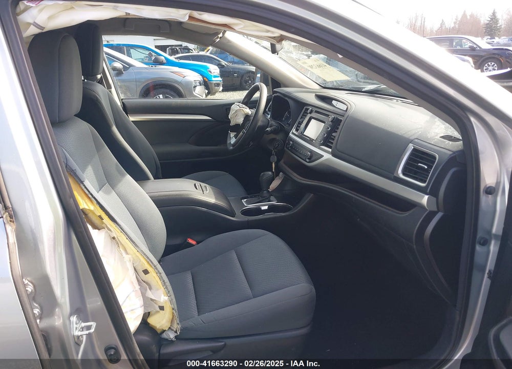 2015 TOYOTA HIGHLANDER VIN: 5TDBKRFH4FS098525