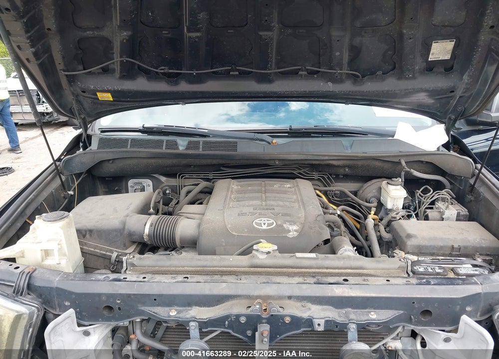 2011 TOYOTA TUNDRA VIN: 5TFTY5F14BX007238
