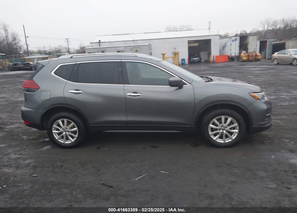 2019 NISSAN ROGUE SV VIN: 5N1AT2MV3KC757226
