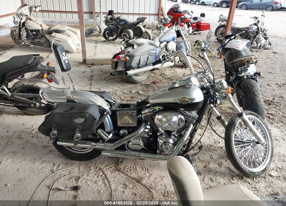 2003 HARLEY-DAVIDSON FXDWG VIN: 1HD1GEV403K304283