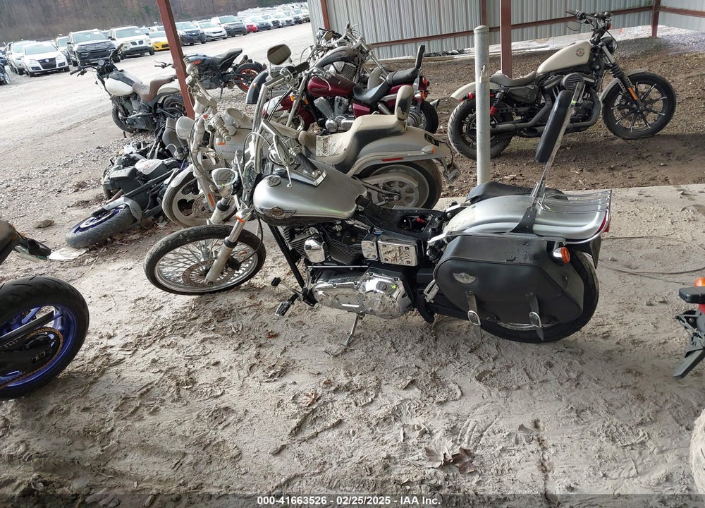 2003 HARLEY-DAVIDSON FXDWG VIN: 1HD1GEV403K304283