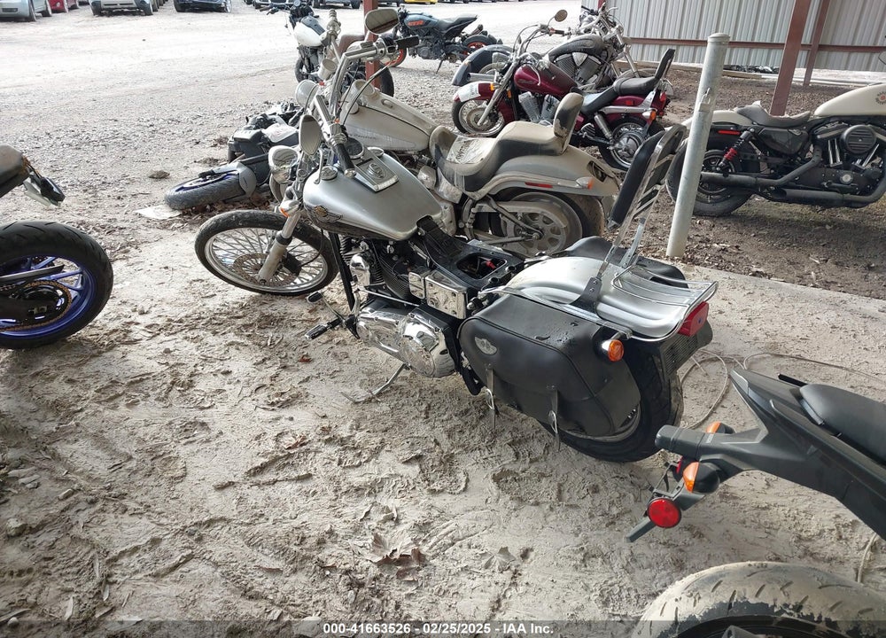 2003 HARLEY-DAVIDSON FXDWG VIN: 1HD1GEV403K304283