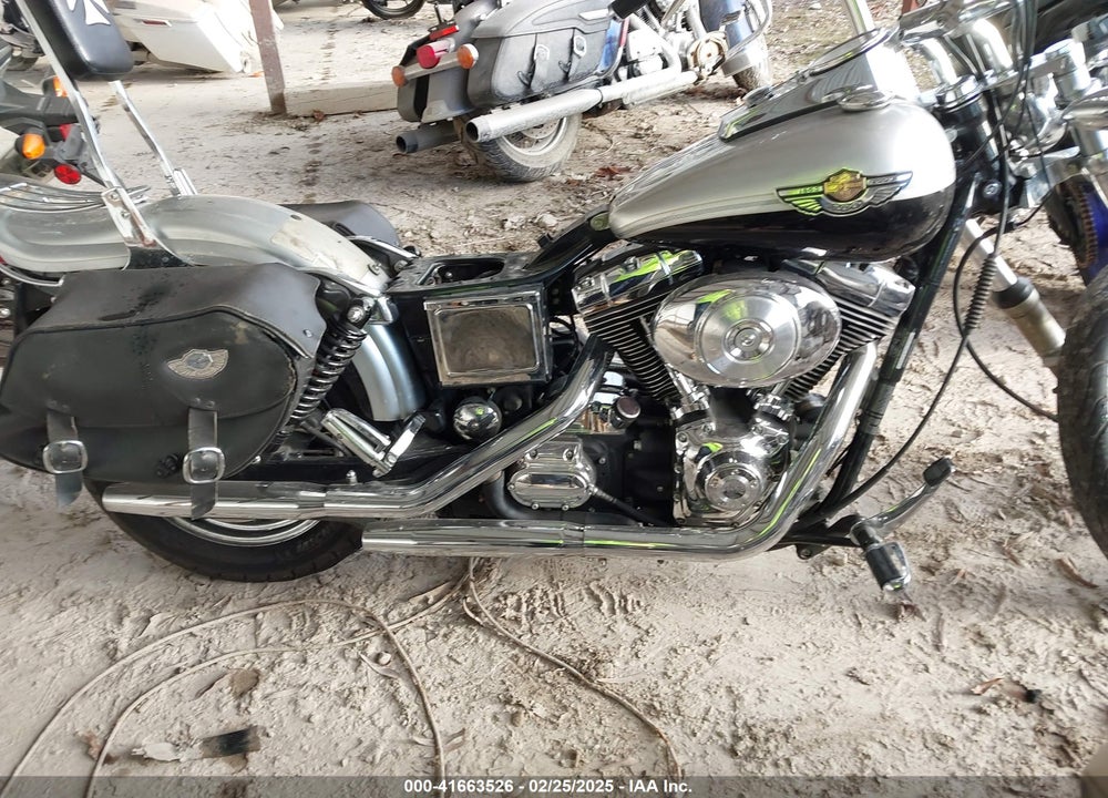 2003 HARLEY-DAVIDSON FXDWG VIN: 1HD1GEV403K304283