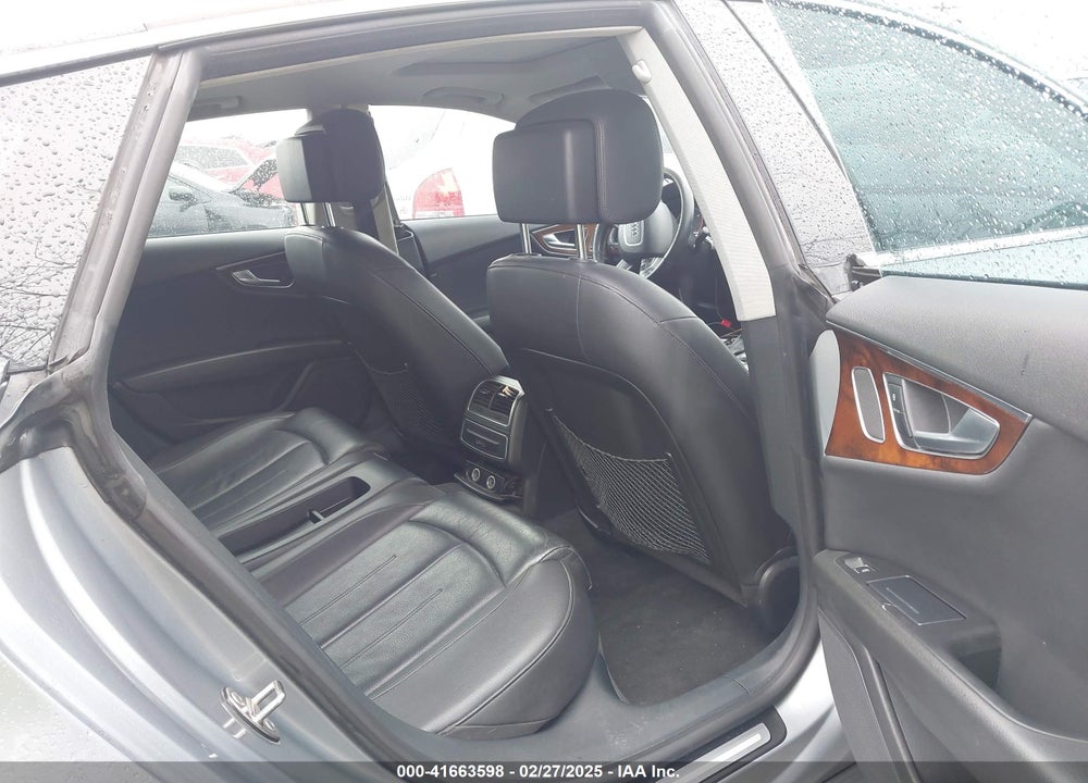 2012 AUDI A7 VIN: WAUWGAFC1CN052707