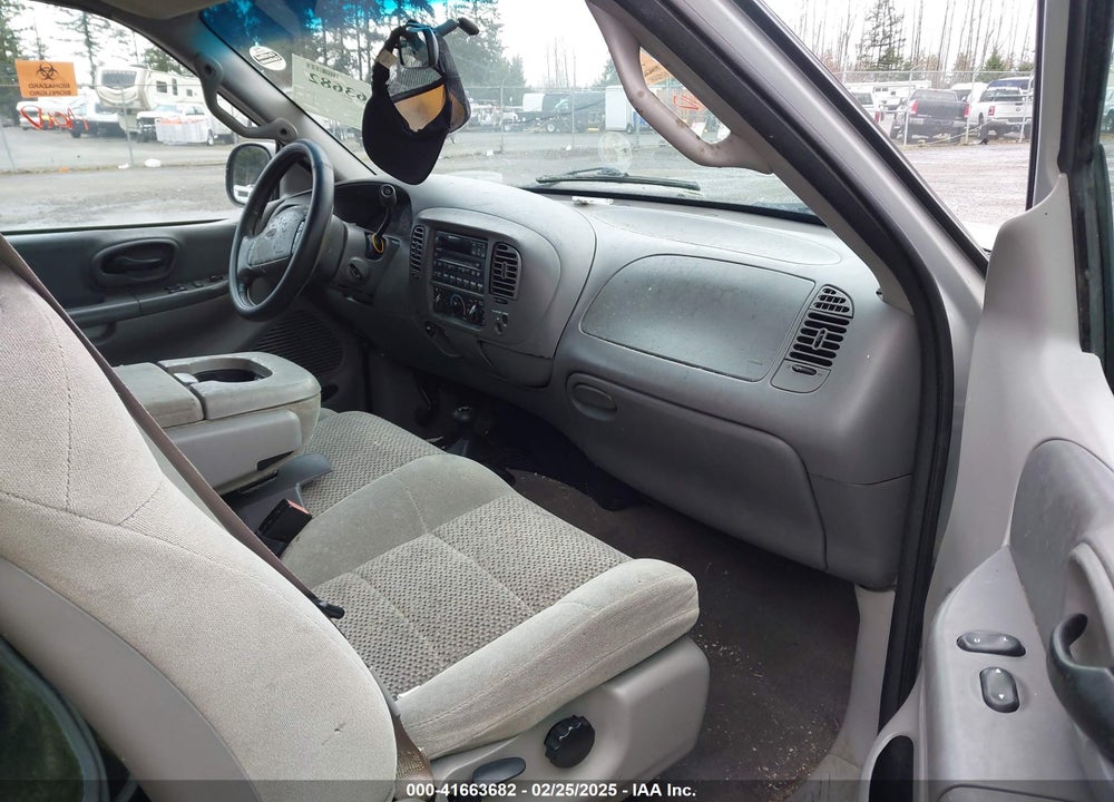2001 FORD F-150 LARIAT/XL/XLT VIN: 1FTRX18L21NB60747