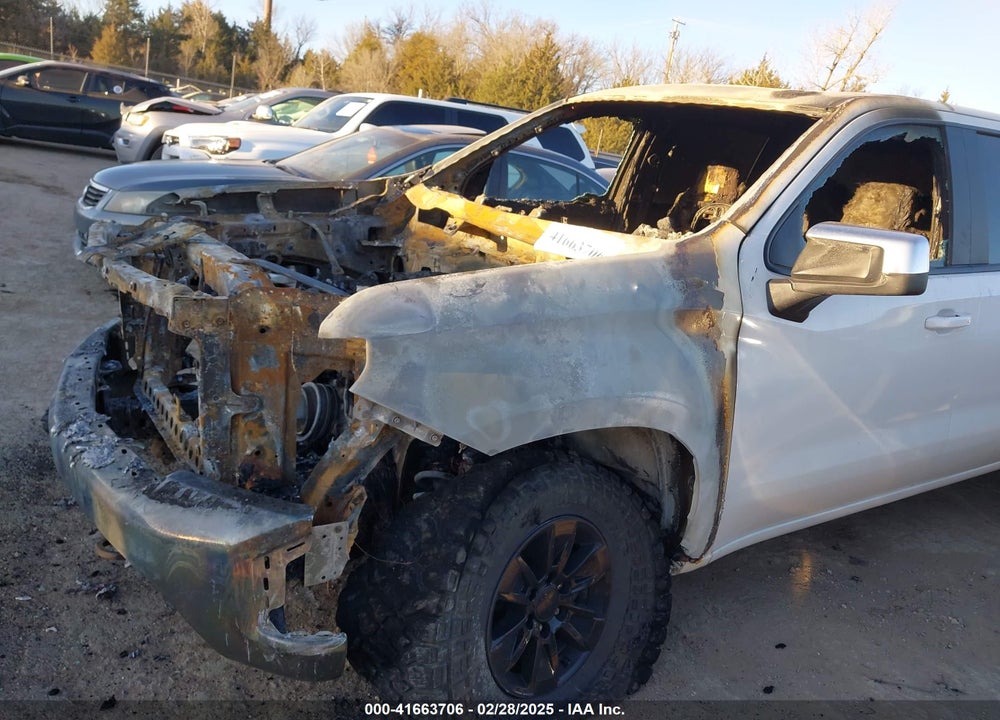 2021 CHEVROLET SILVERADO 1500 VIN: 3GCUYDEDXMG362111