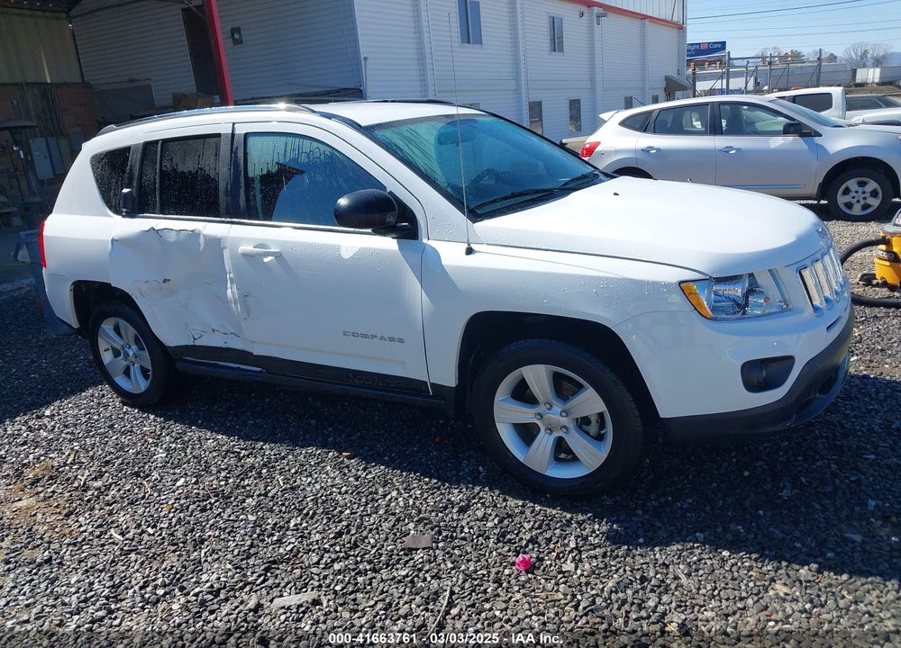 2011 JEEP COMPASS VIN: 1J4NF1FB2BD280643