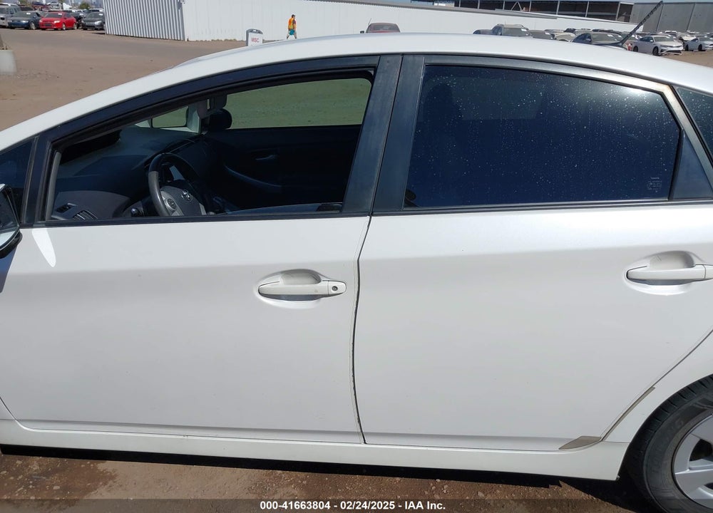 2011 TOYOTA PRIUS VIN: JTDKN3DU9B0272137
