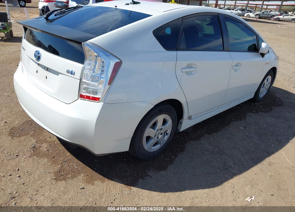 2011 TOYOTA PRIUS VIN: JTDKN3DU9B0272137
