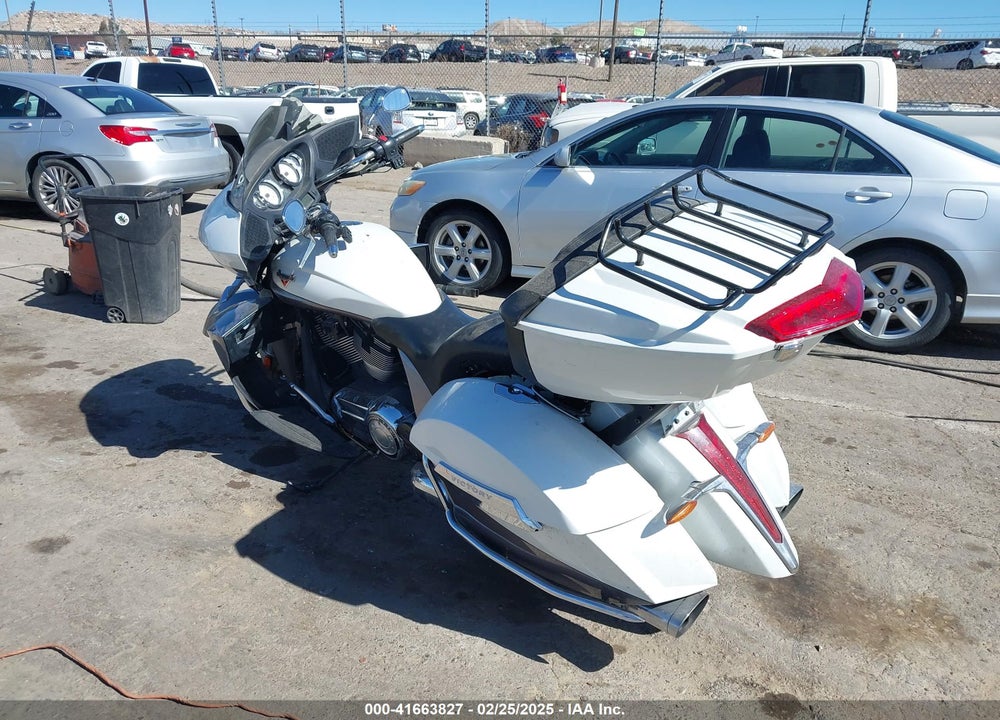2016 VICTORY MOTORCYCLES CROSS COUNTRY TOUR VIN: 5VPTW36N6G3056213