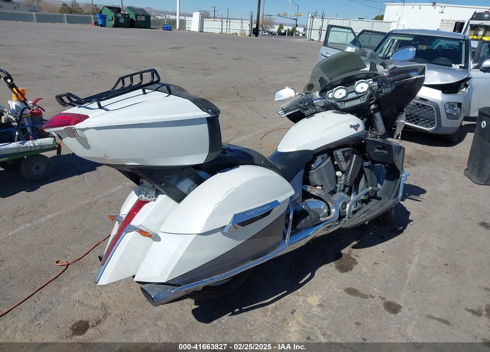 2016 VICTORY MOTORCYCLES CROSS COUNTRY TOUR VIN: 5VPTW36N6G3056213