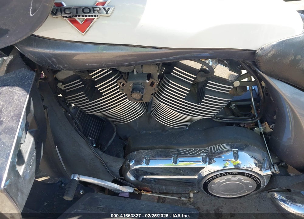 2016 VICTORY MOTORCYCLES CROSS COUNTRY TOUR VIN: 5VPTW36N6G3056213