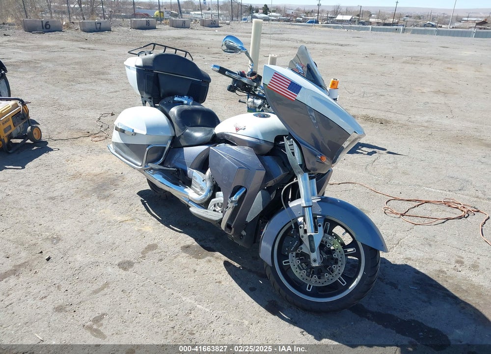 2016 VICTORY MOTORCYCLES CROSS COUNTRY TOUR VIN: 5VPTW36N6G3056213