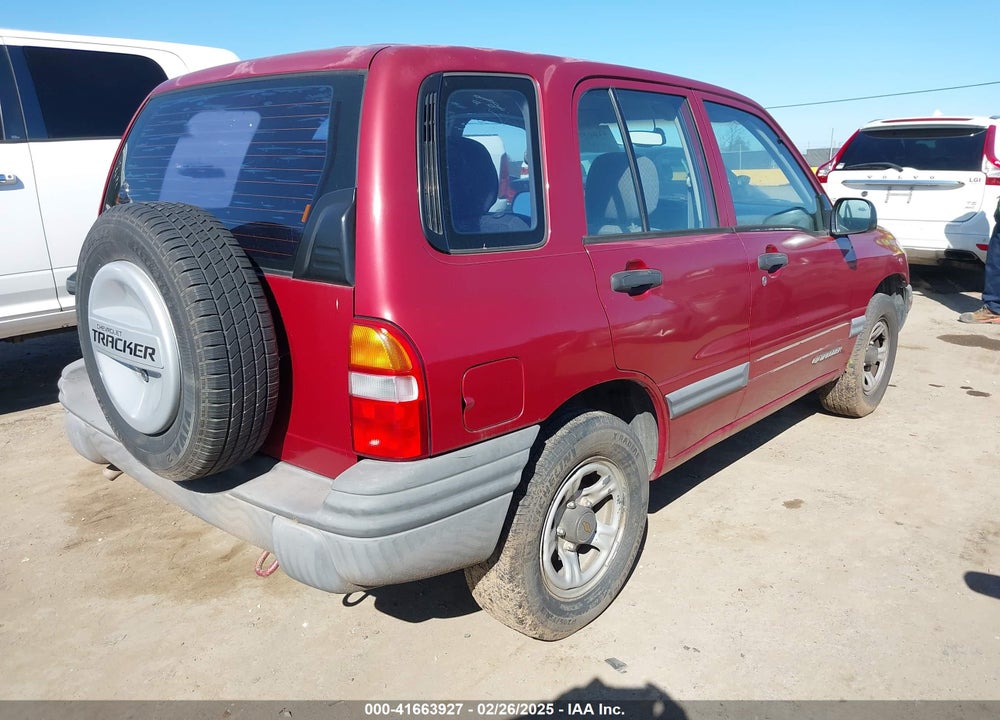 1999 CHEVROLET TRACKER VIN: 2CNBE13C6X6934179