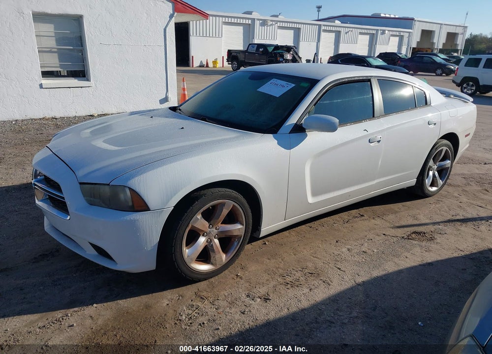 2011 DODGE CHARGER VIN: 2B3CL3CG2BH527648