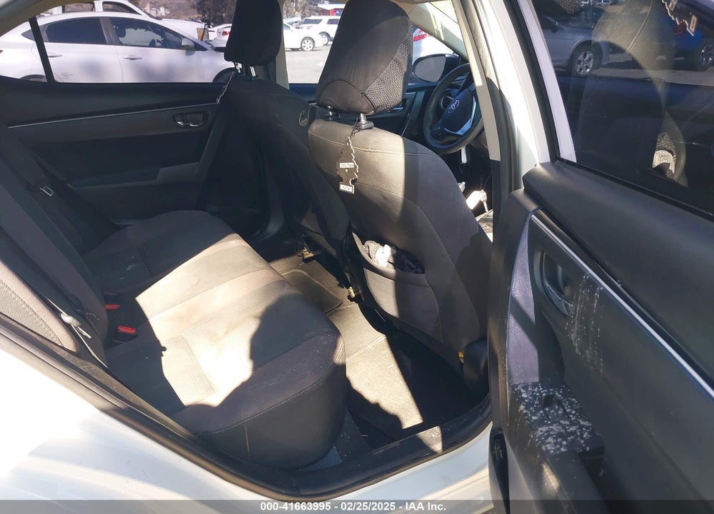 2018 TOYOTA COROLLA VIN: 5YFBURHE6JP762225