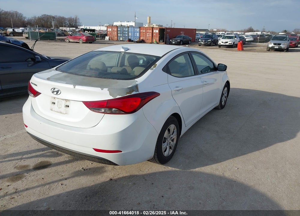 2016 HYUNDAI ELANTRA VIN: 5NPDH4AE4GH778939