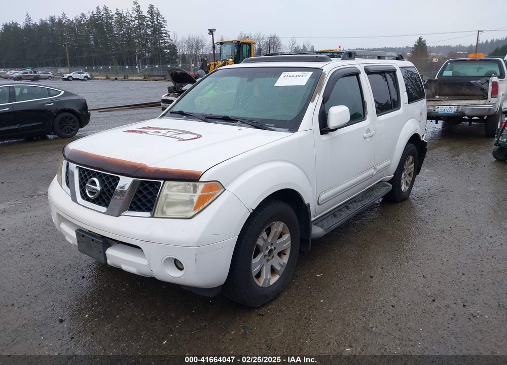 2005 NISSAN PATHFINDER LE VIN: 5N1AR18W05C742425