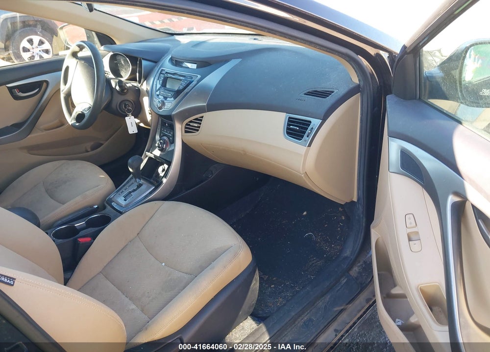 2013 HYUNDAI ELANTRA VIN: 5NPDH4AE5DH195050
