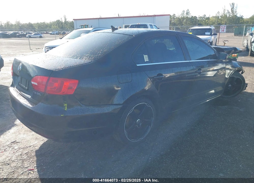 2011 VOLKSWAGEN JETTA VIN: 3VWLX7AJ4BM335798