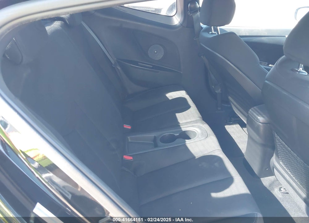 2012 HYUNDAI VELOSTER VIN: KMHTC6AD8CU046029