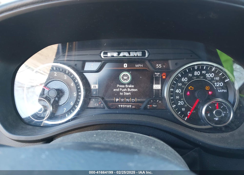 2020 RAM 1500 BIG HORN 4X4 5'7 BOX VIN: 1C6SRFFT2LN132162