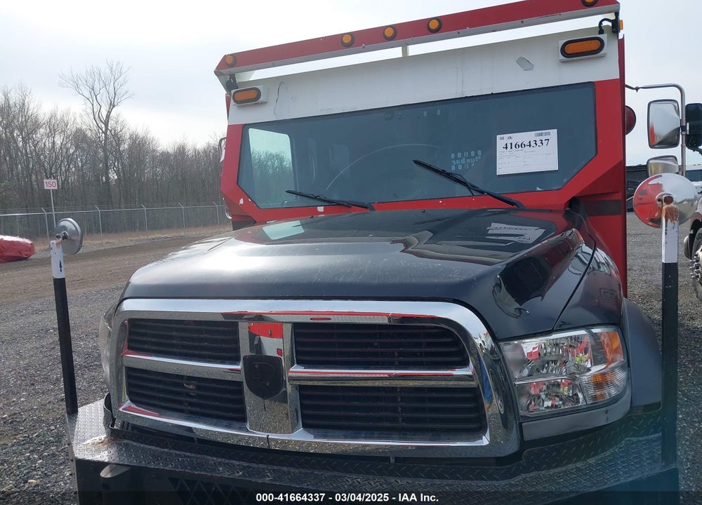 2013 RAM 5500 CHASSIS TRADESMAN/SLT VIN: 3C7WRMAL8DG561227