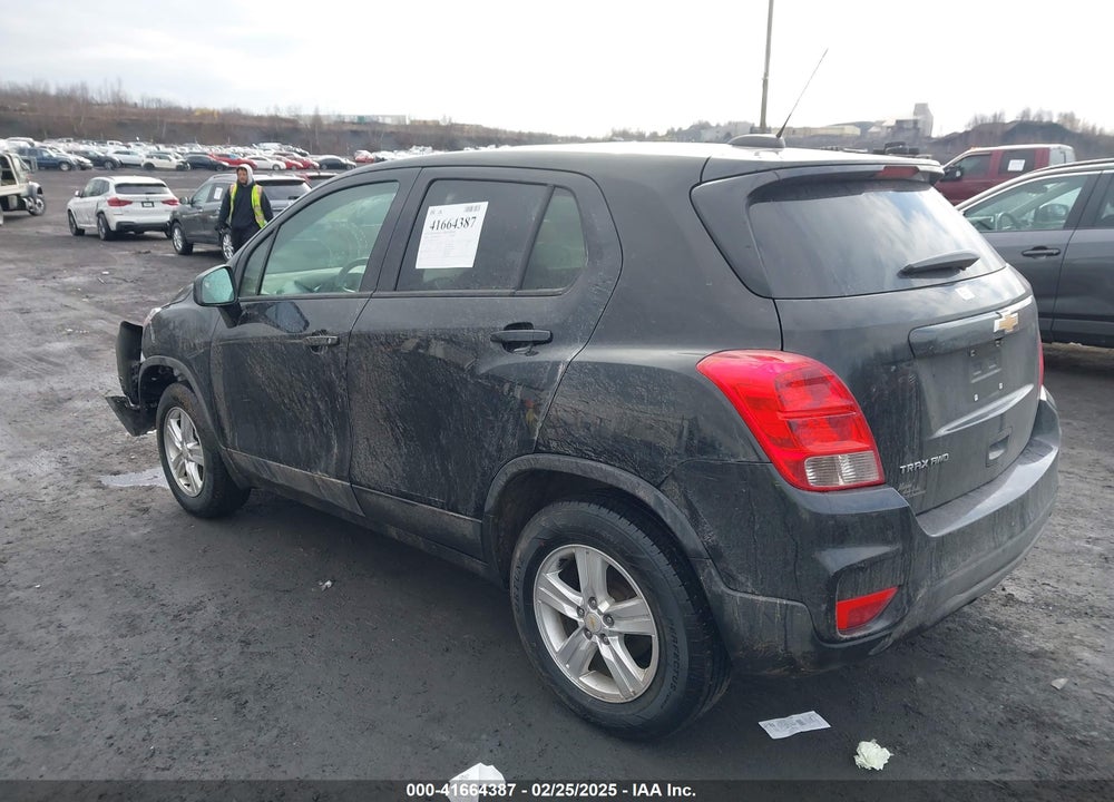 2020 CHEVROLET TRAX AWD LS VIN: KL7CJNSB1LB325204