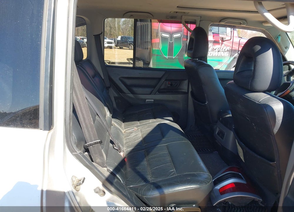 2002 MITSUBISHI MONTERO LIMITED VIN: JA4MW51R22J069032