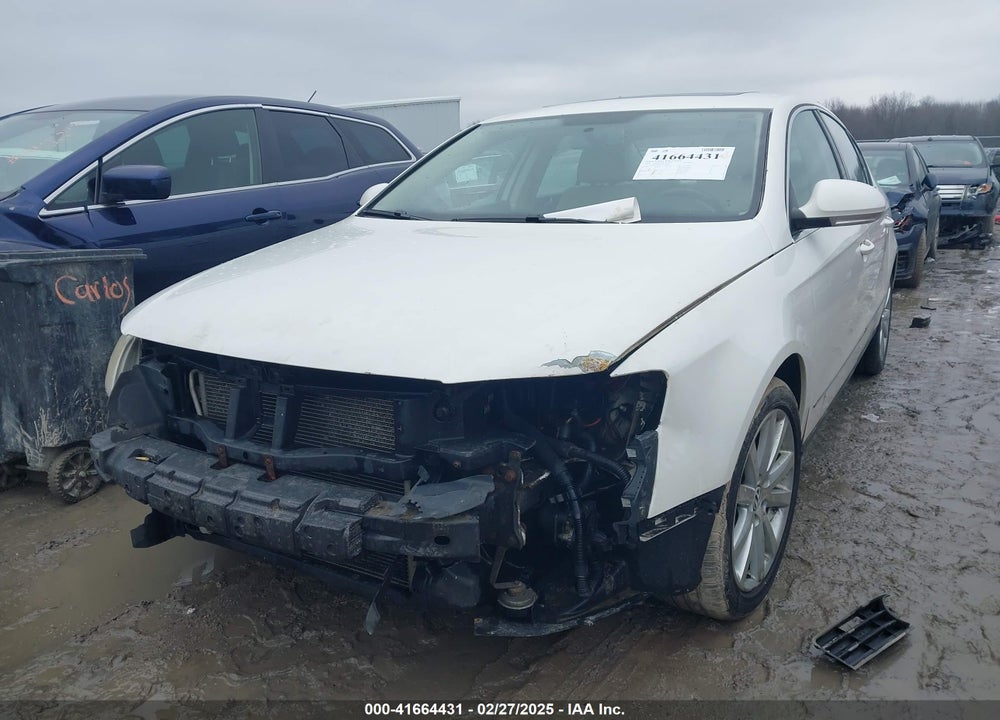 2010 VOLKSWAGEN PASSAT KOMFORT VIN: WVWJM7AN4AE108136