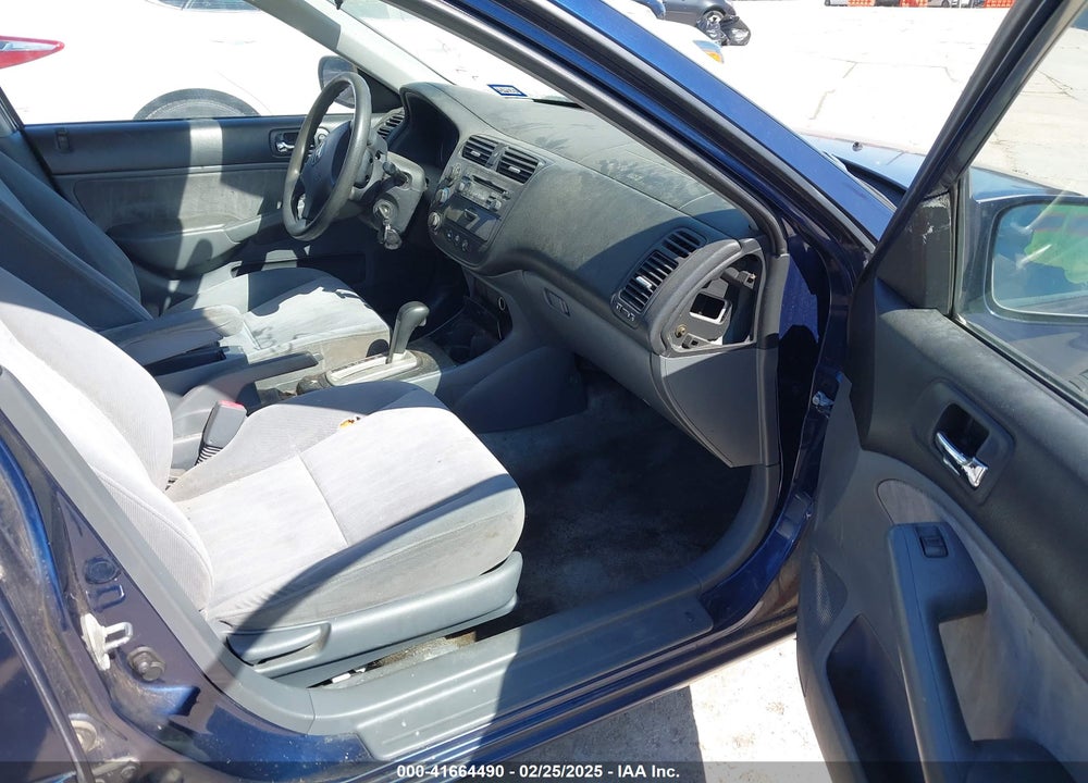 2004 HONDA CIVIC VIN: 2HGES16514H566731