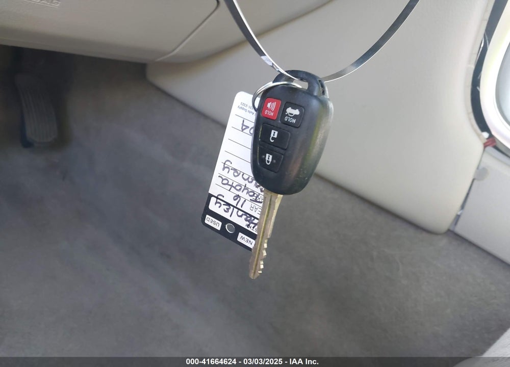 2016 TOYOTA CAMRY VIN: 4T4BF1FK3GR562792