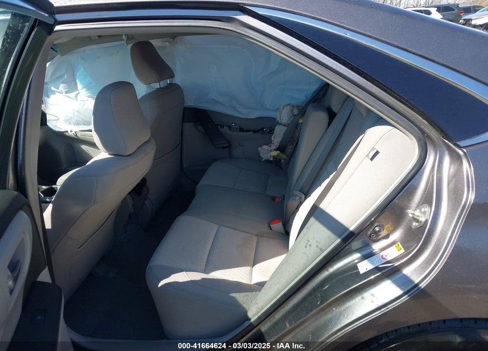 2016 TOYOTA CAMRY VIN: 4T4BF1FK3GR562792