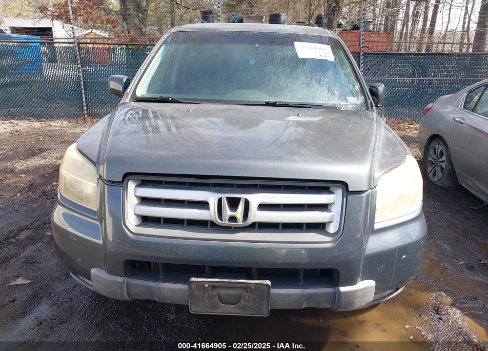 2006 HONDA PILOT EX VIN: 2HKYF18476H508816