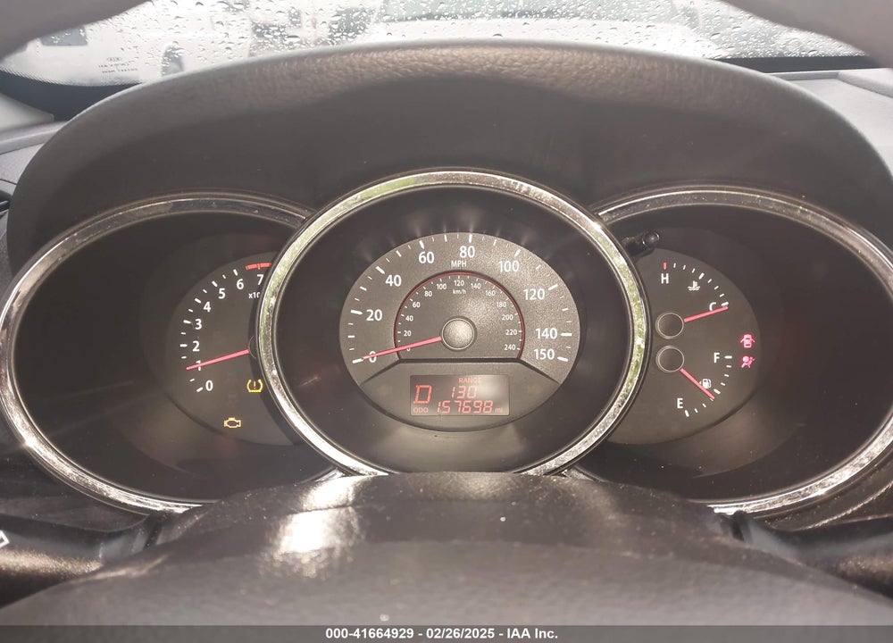 2011 KIA SORENTO VIN: 5XYKT3A1XBG130700