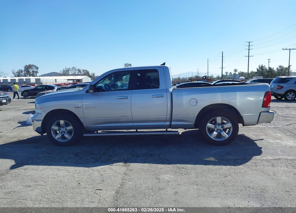 2017 RAM 1500 VIN: 1C6RR6GT7HS582654