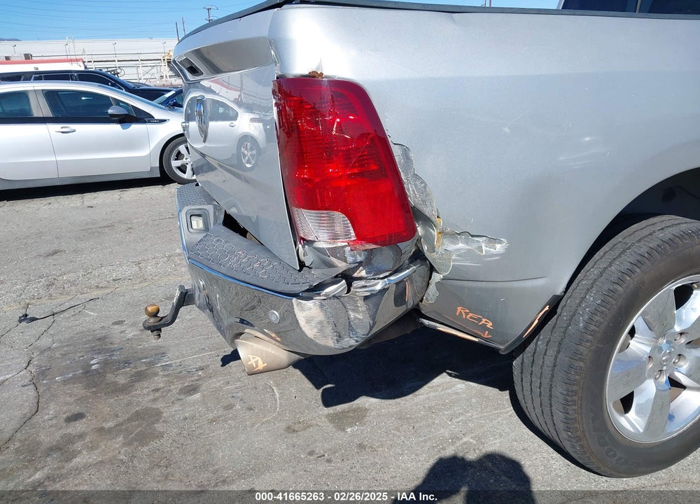 2017 RAM 1500 VIN: 1C6RR6GT7HS582654