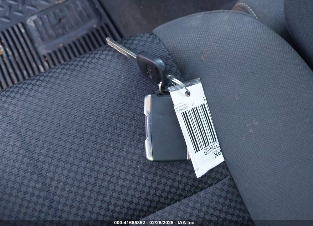 2014 CHEVROLET SILVERADO VIN: 1GCVKREH3EZ320659