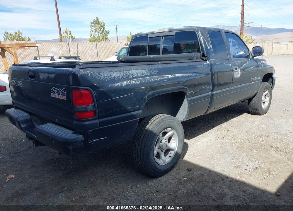 2000 DODGE RAM 1500 ST VIN: 3B7HF13Z3YG153738