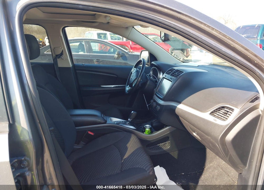 2013 DODGE JOURNEY VIN: 3C4PDCBG0DT568370
