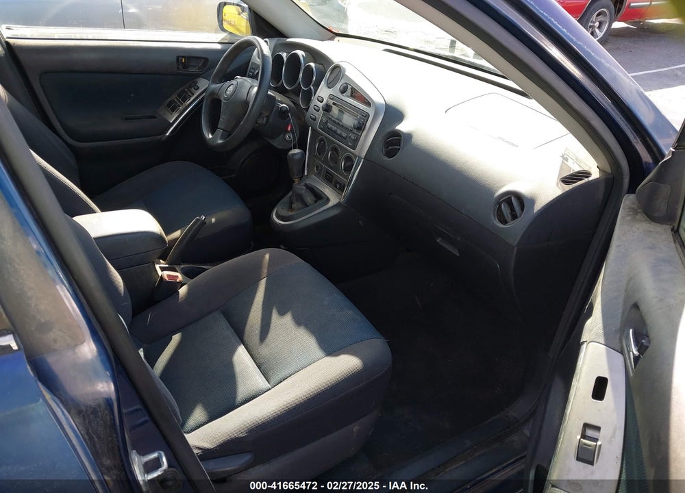 2005 TOYOTA MATRIX/XR VIN: 2T1KR32E45C321562