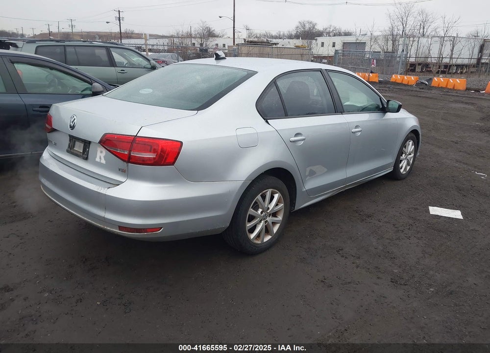 2015 VOLKSWAGEN JETTA VIN: 3VWD17AJ2FM354359
