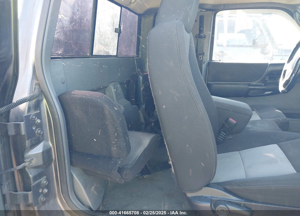 2005 FORD RANGER VIN: 1FTZR45E15PA03867