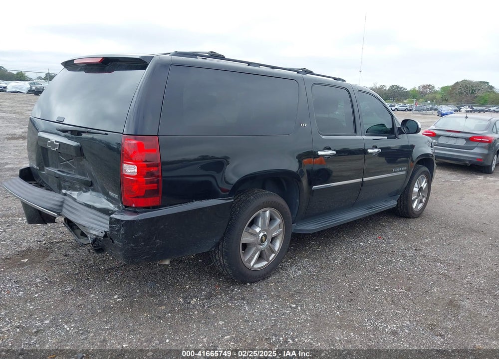 2010 CHEVROLET SUBURBAN 1500 LTZ VIN: 1GNUCKE02AR220449